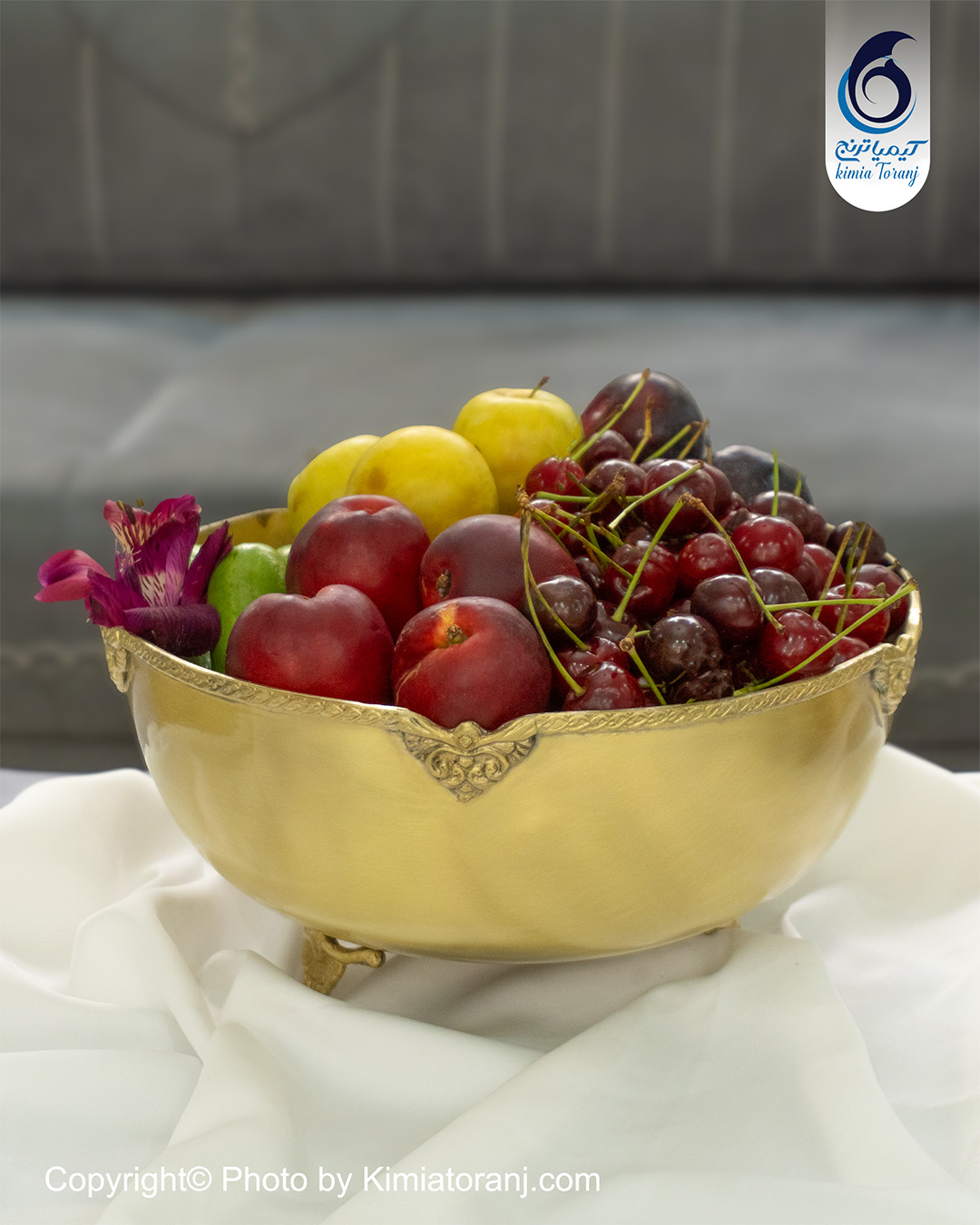 میوه خوری لبه زهه دار برنجی سه پایه آجیل خوری ضخیم پسته خوری با ضمانت ۶۰ ماهه صنایع دستی کیمیا ترنج 